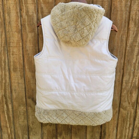 Patagonia Reversible Teddy Bear Sherpa Hooded Vest Womens Size M - Picture 7 of 13